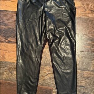 Old Navy Women’s Black Faux Leather Leggings